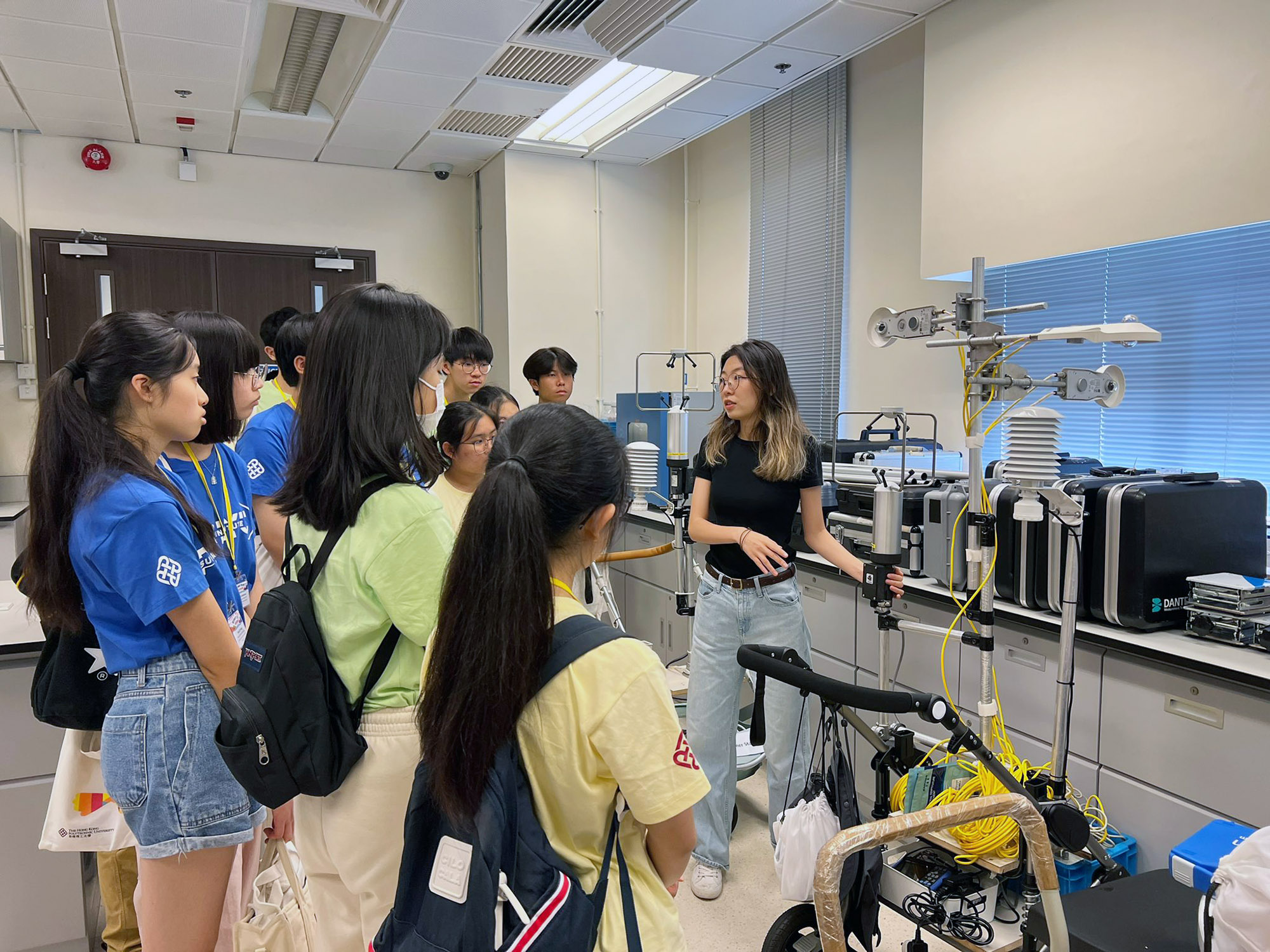 455e7a27-c3bd-49b0-b76f-fcfcbed15ef4