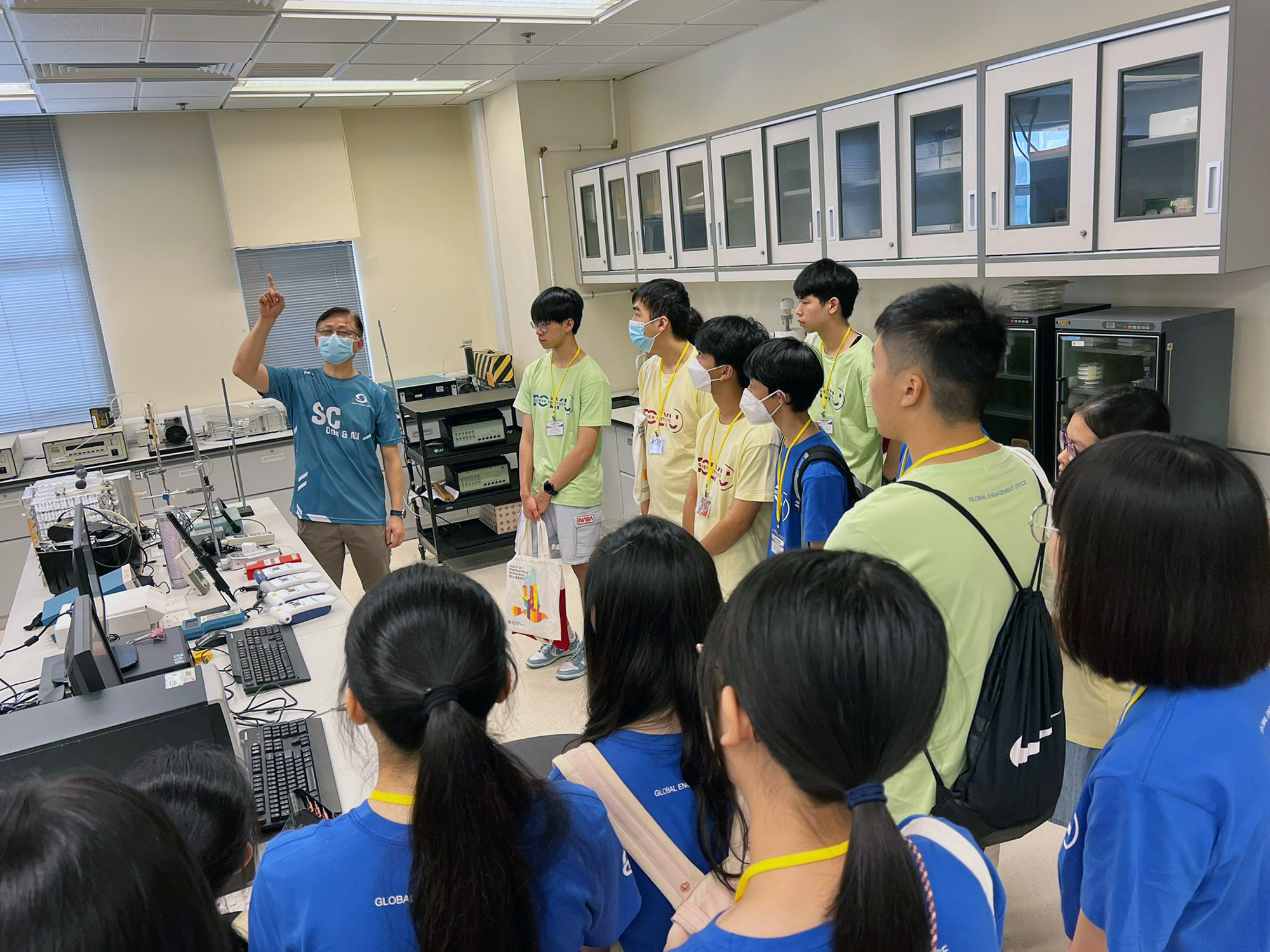 acb7294c-822a-4b99-b5e9-84d79cee4c7b