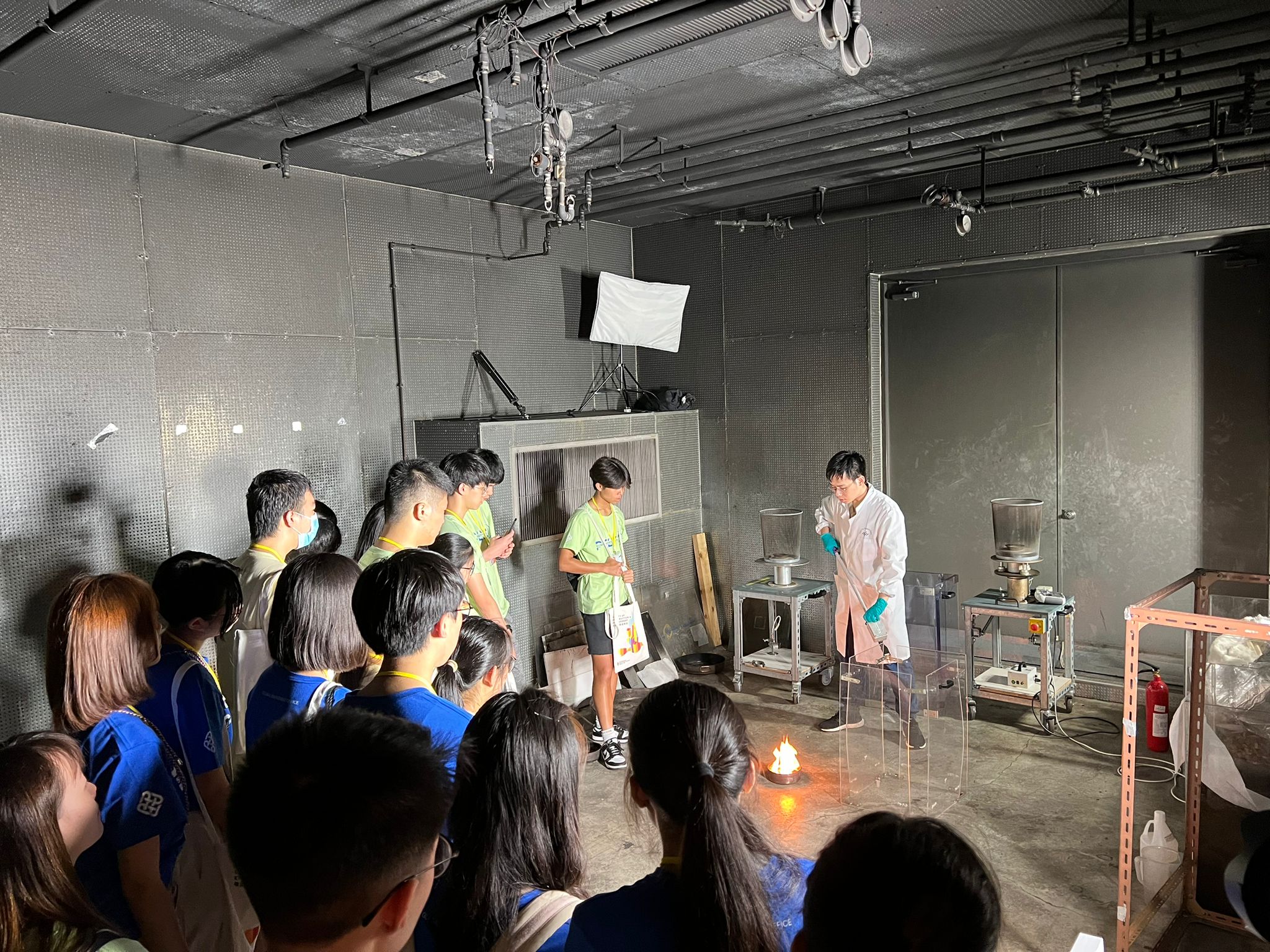 efb8c131-0f85-46f1-b2d3-3d5dfa9a9802