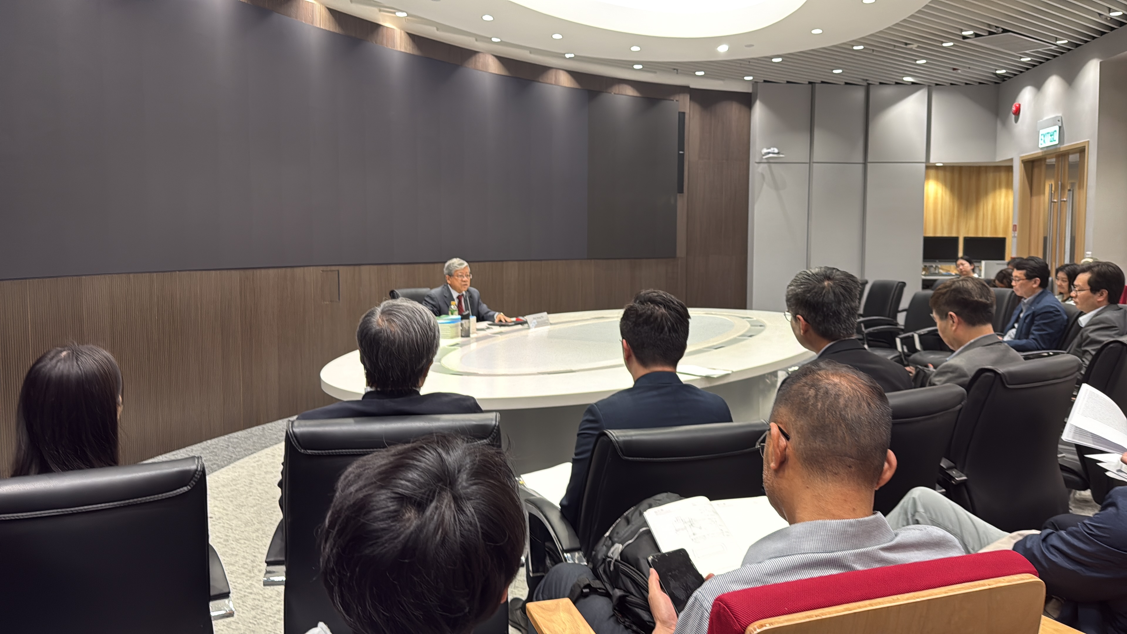 C4F618B9-C9A6-426C-9DAD-B6E20E3C4A41