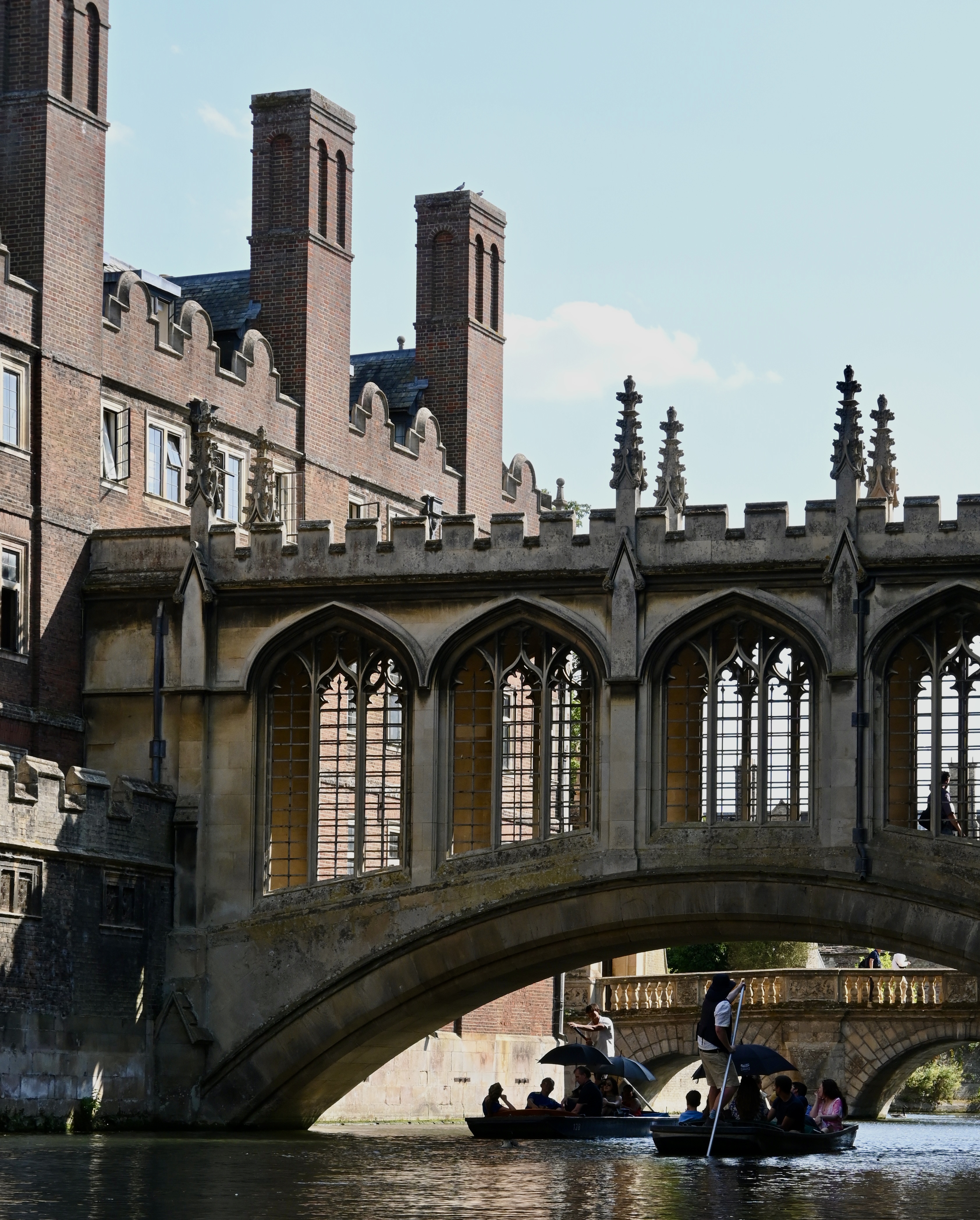 00454_21-UF1_00-dsc-1677