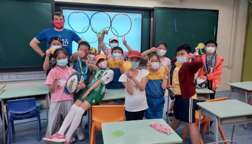 Po Leung Kuk Language Training2_500x286
