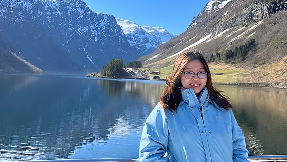 SabrinaWONG_568x320