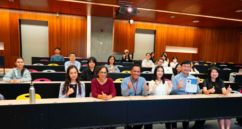 AlumniTalk_AmyXu_1016x544