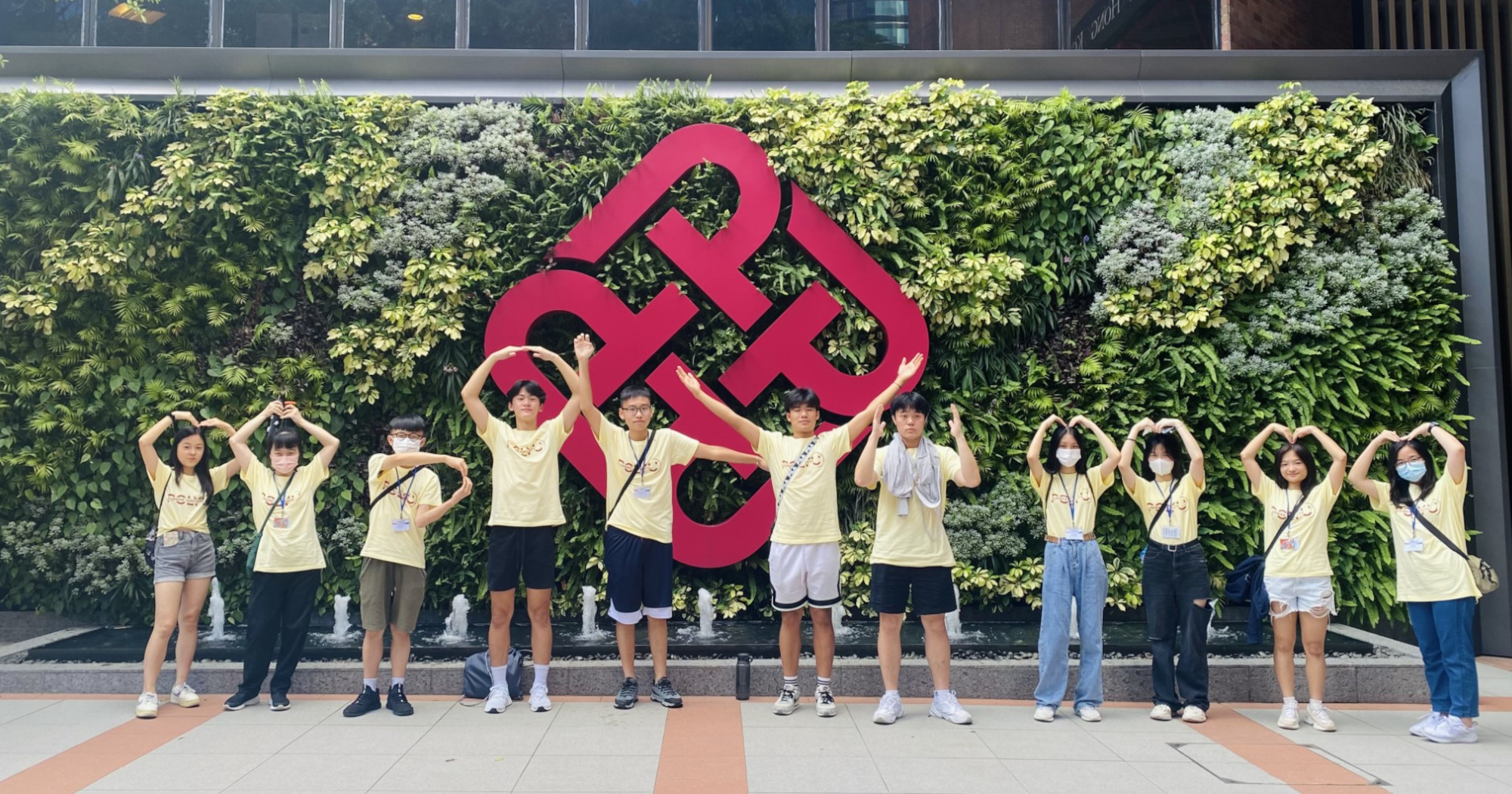 Summer capm32000x1050jpg