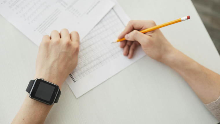 IB timezone cheating_760x430