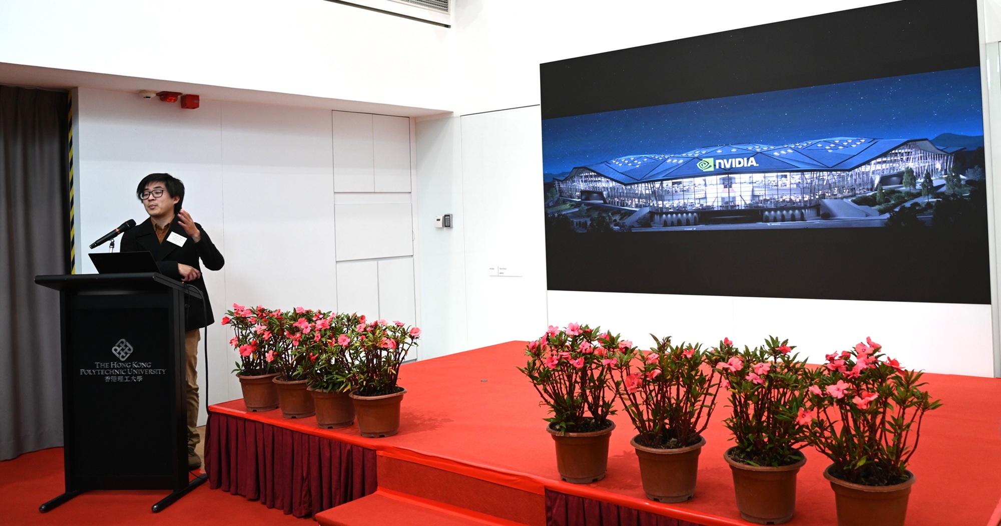 CareerOpportunities_03_2000x1050