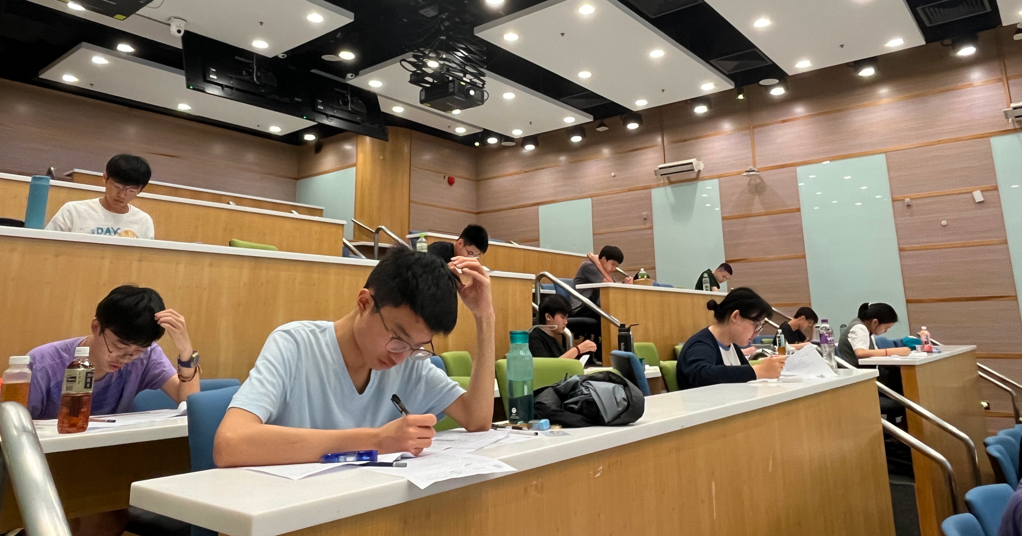 APLO2025_1_2000x1050