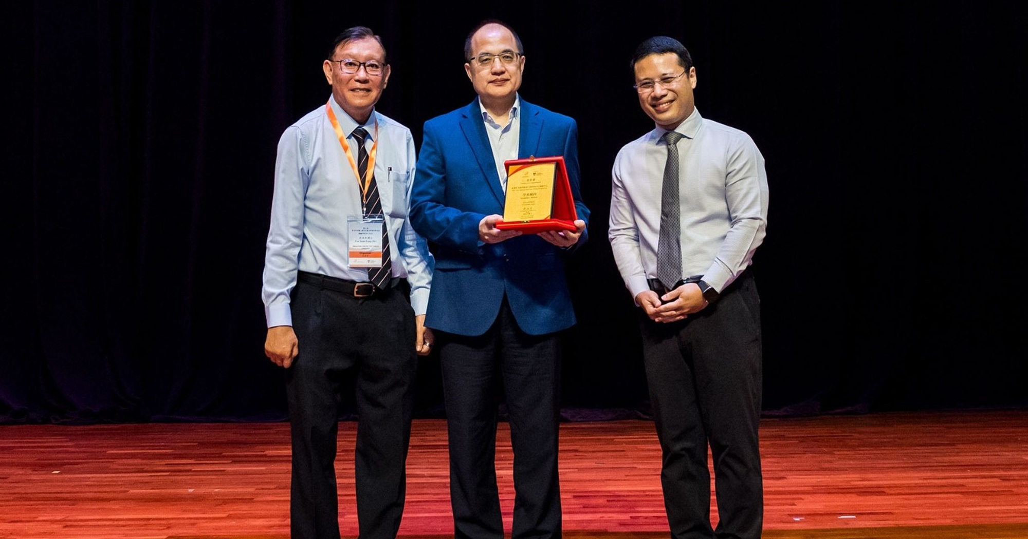 Prof. Zhu Xinhua Receives Academic Advisor Appointment from Singapore's Minister for Education as LST Faculty and Students Showcase Research at the 8th International Conference on TLCSL