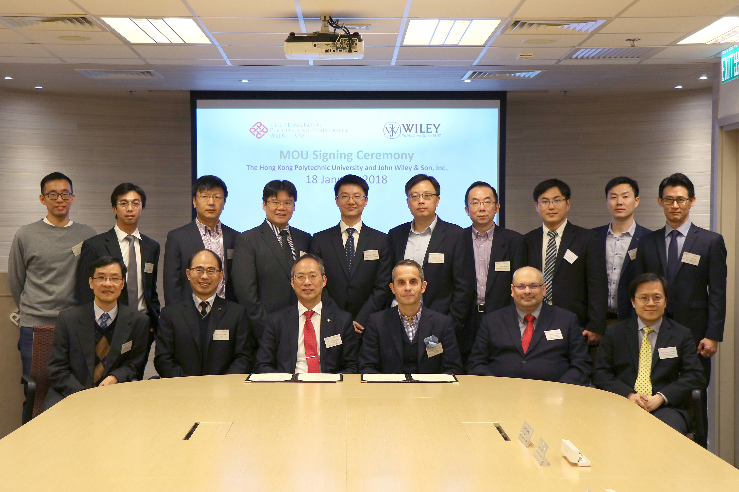 PolyU and John Wiley and Sons, Inc. joined hands to contribute to successful international publication, in order to enhance PolyU’s global reputation and expand the academic frontiers to Wiley’s reader population in scientific research.