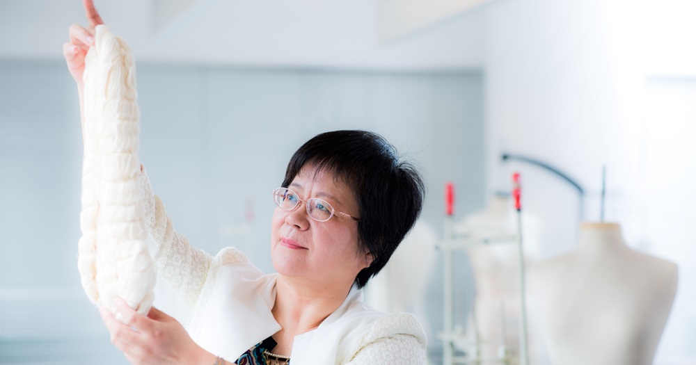 PolyU scholar receives Guanghua Engineering Science and Technology Award_2