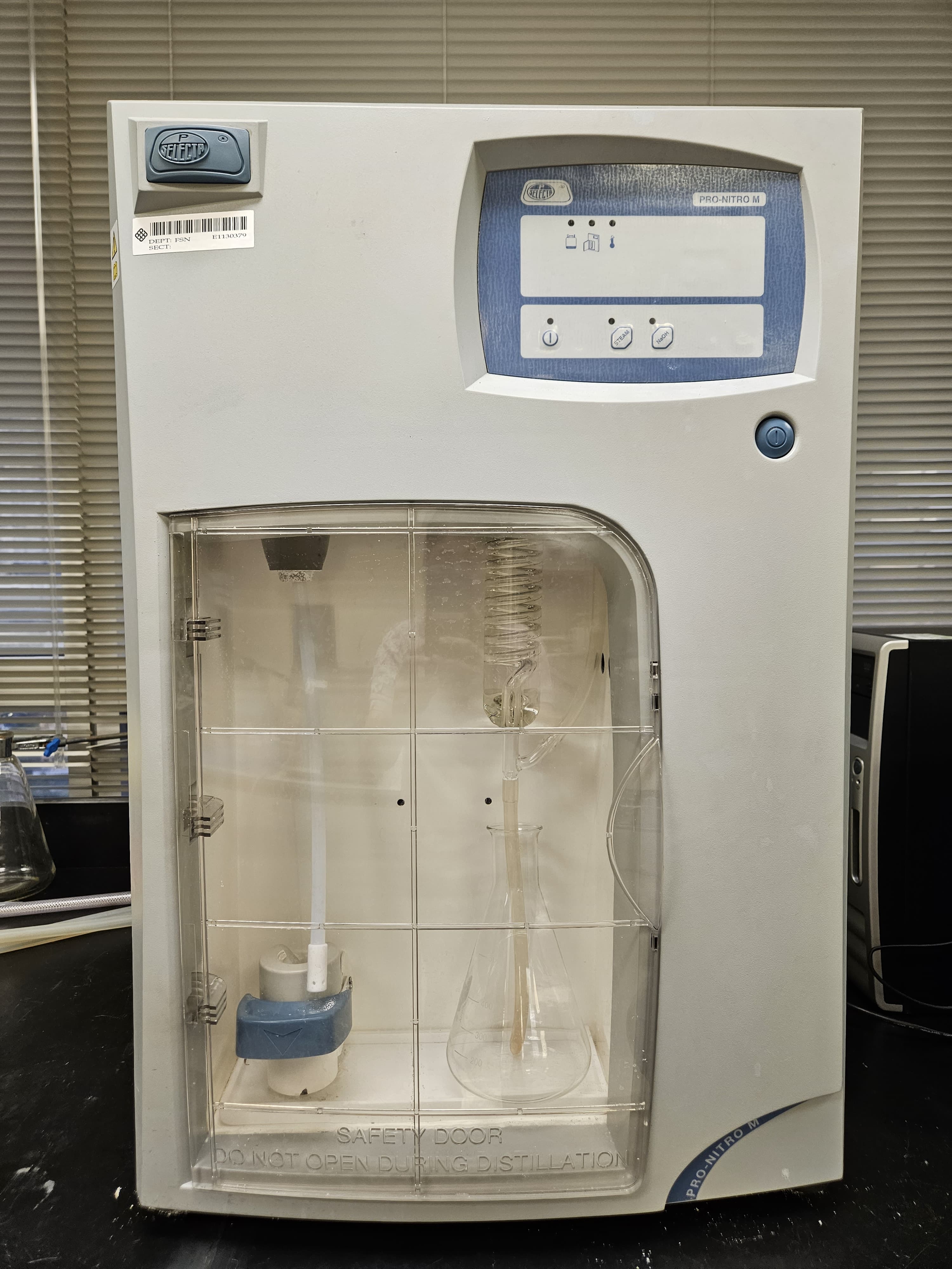 Pro-Nitro M Kjeldahl Steam Distillation unit_Y1023