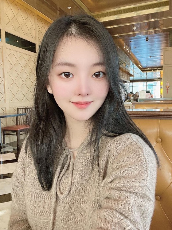 Long Ting pic 560 x 746