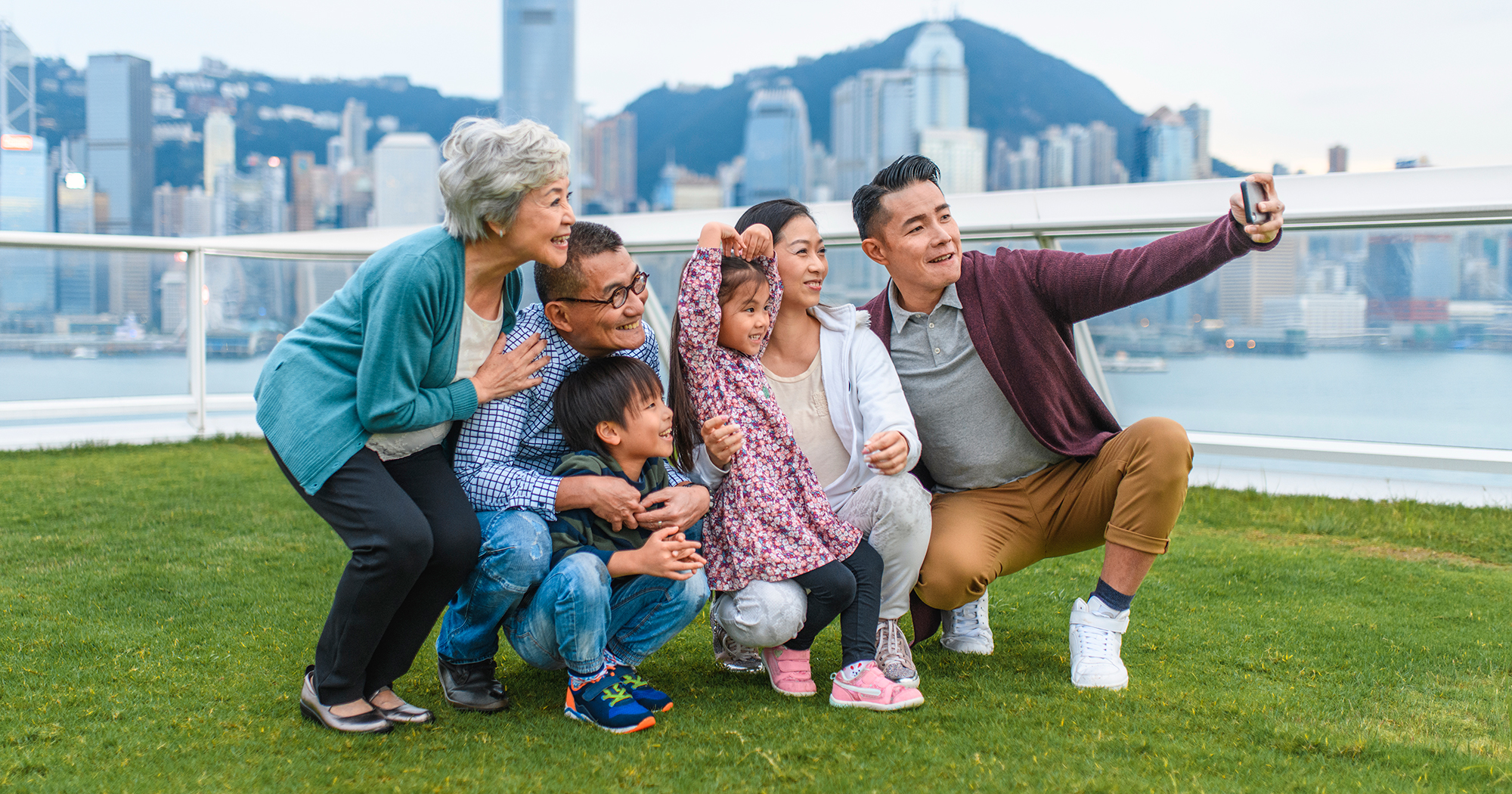 HKJC - family_2000x1050