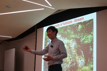 Dr Xoni Ma delivers an interesting sharing on Hong Kong forests