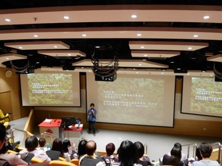 Lunch sharing on tree appreciation receives wide applause