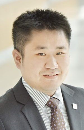 XYang_560x860_2