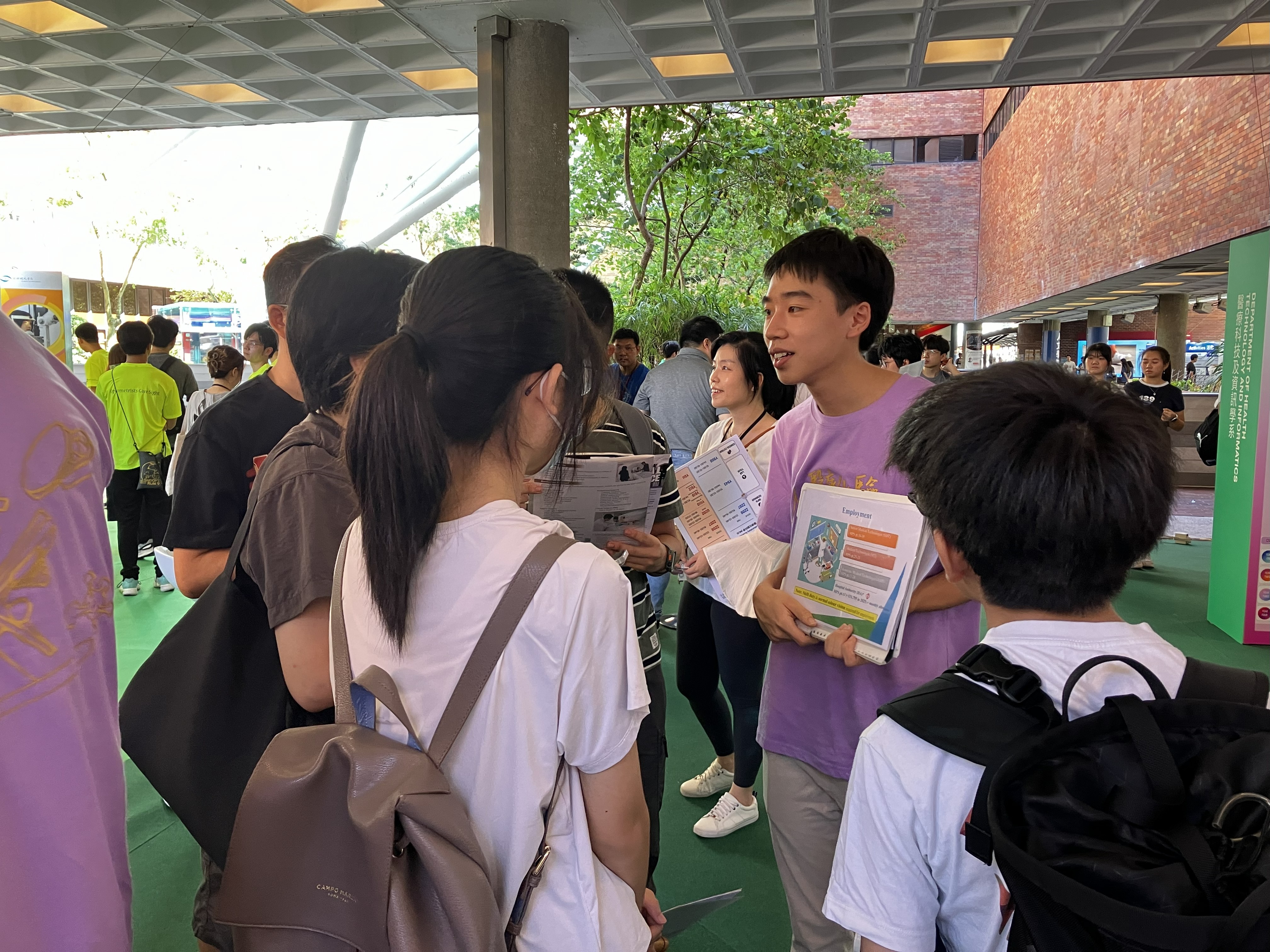 20250927_014841432_iOS