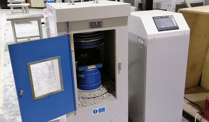 CNI_ConcreteCompressionTestingMachine