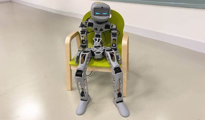 ICT_PoppyHumanoidRobot_1370x800