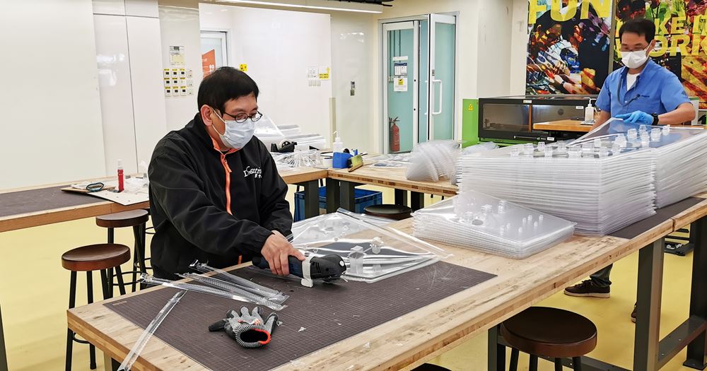 Face-Shield-Production-02