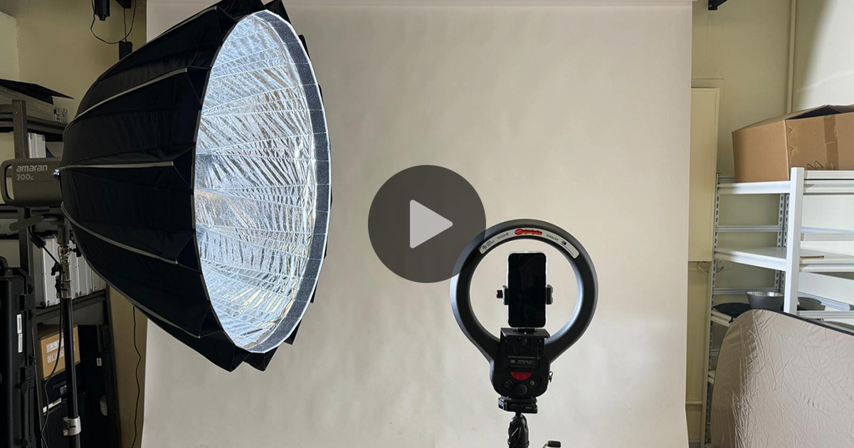 CXC_PhotoStudio_1200x630_Play Button