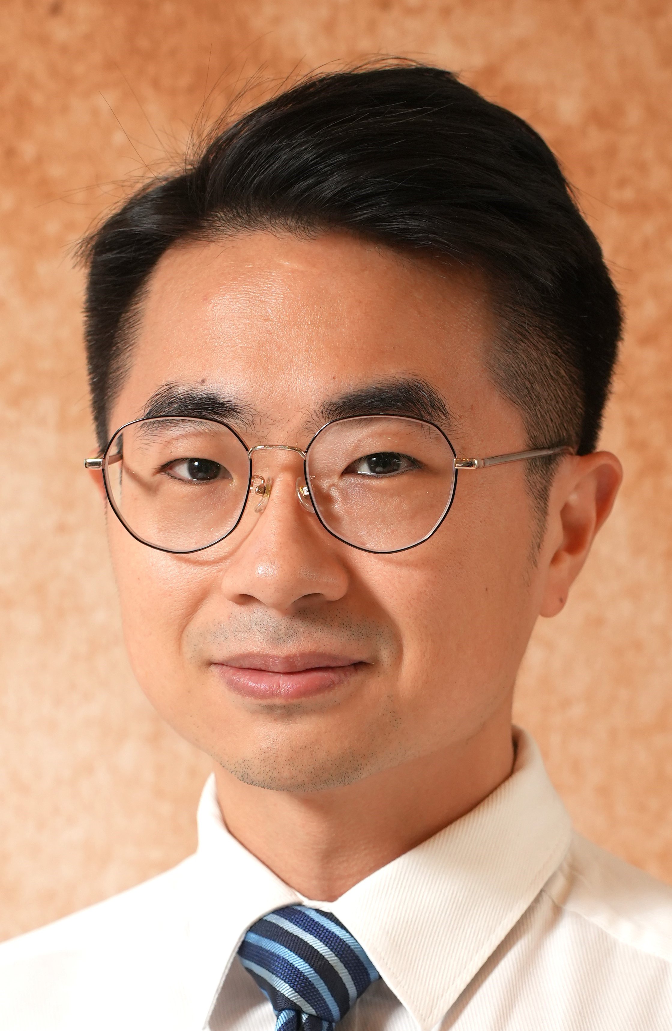Dr CHEN Hung-kwan Bony 陳鴻群