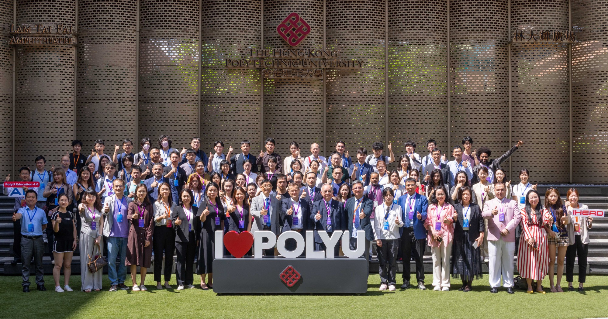 Group photo of all participants attending ISBDAI 2026