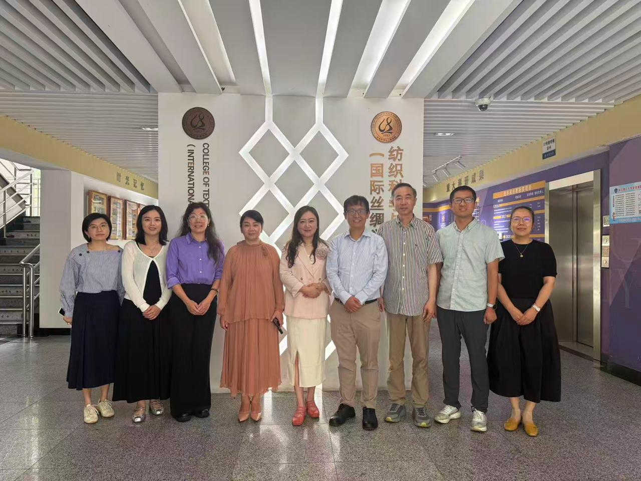 Group photo of JCTC PolyU Delegation with the representative of College of Textile Science and Engineering (International Silk Academy) [CTSE], Zhejiang Sci-Tech University. The representatives of CTSE included Prof. Li Jialin, Professor, School of Art and Design; Prof. Su Miao, Secretary of the Party Committee, Vice Dean and Professor; Prof. Zhou Yang, Professor; Prof. Liu Guojin, Vice Dean and Associate Professor; Prof. Lu Jialiang, Associate Professor and Chair of the Department of Textile (Silk) AI Design; and An Weizhu, Full-time Faculty Member, Department of Textile (Silk) AI Design.