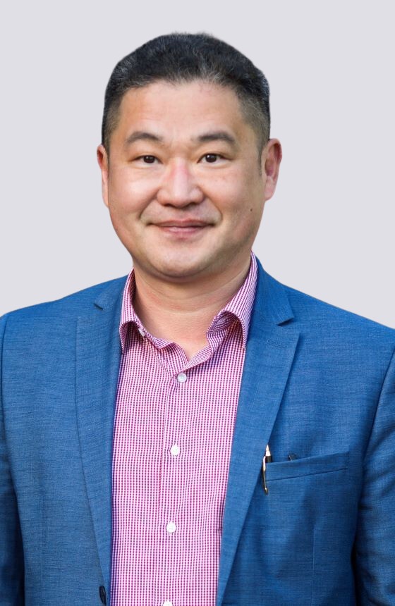 Professor Mingguang HE