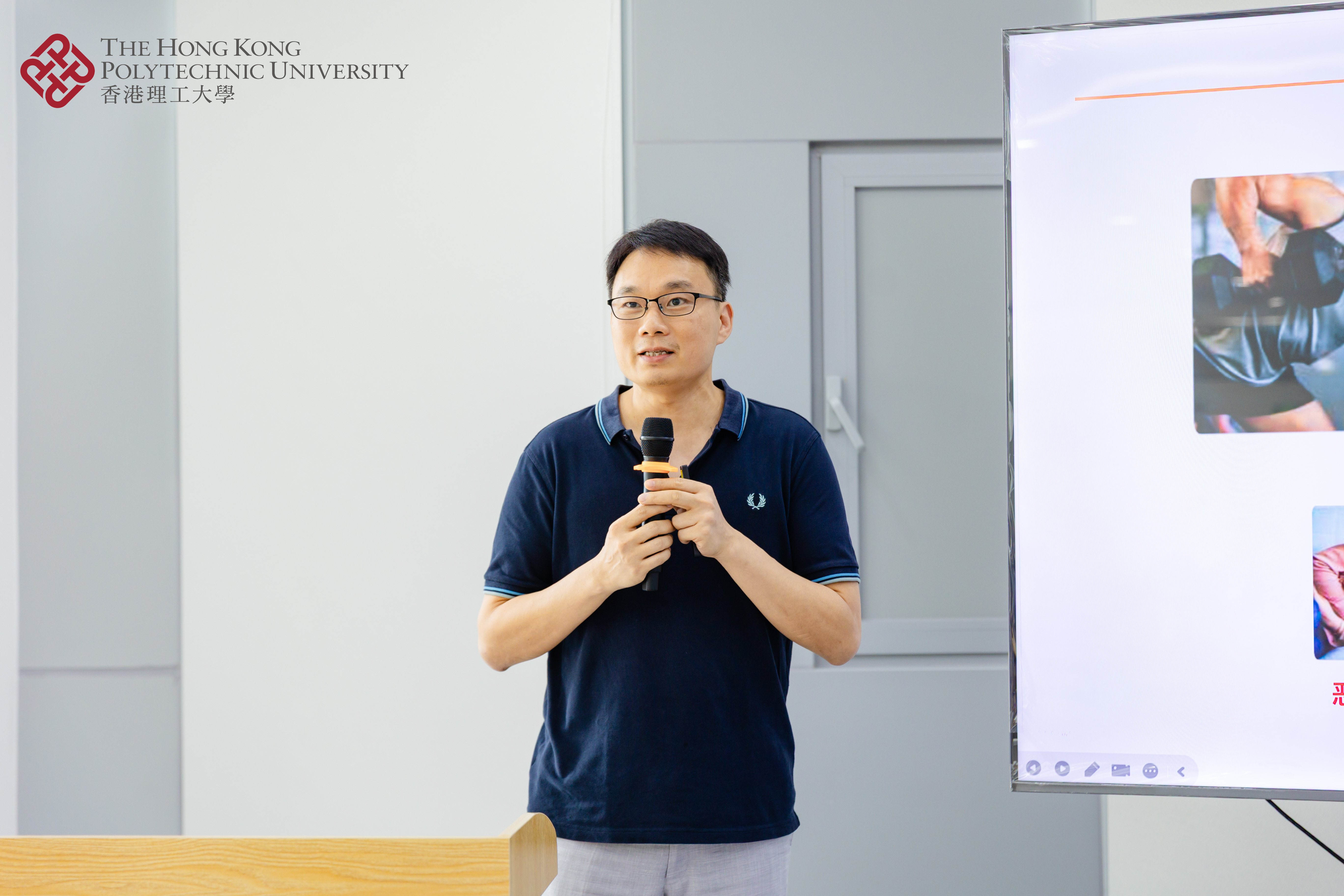 106A2686_wm__11157376