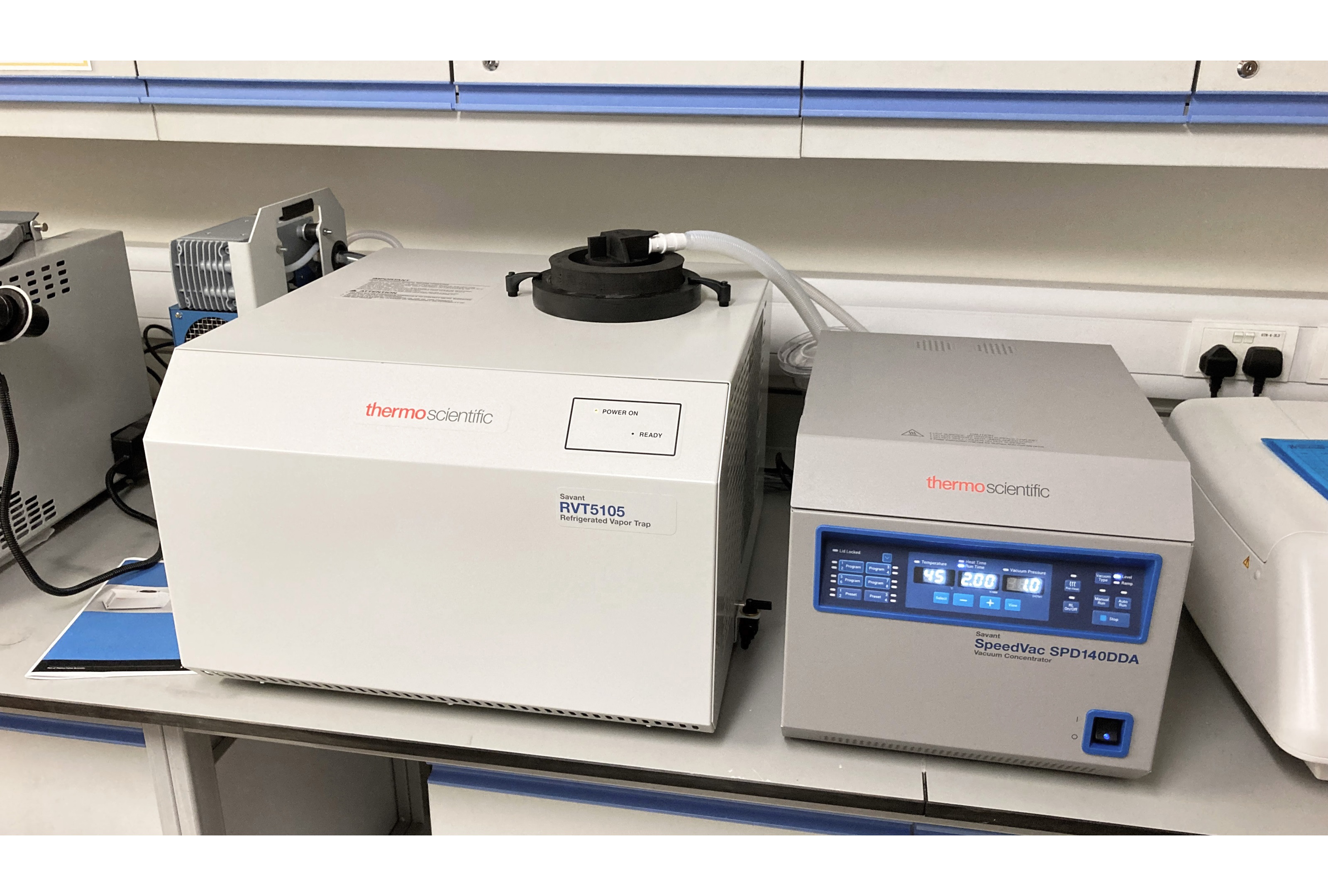 Thermo Scientific SpeedVac SPD410DDA Integrated System | Research ...