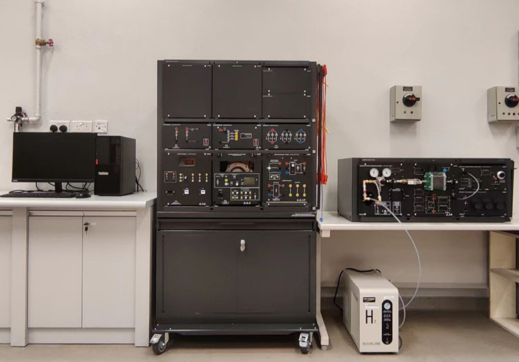 Equipment 2_Renewable Energy Training System