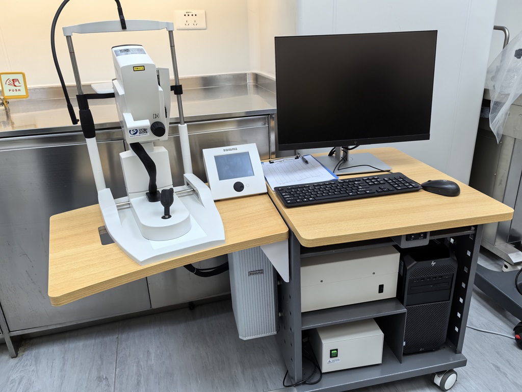 Y710hUltrahigh resolution optical coherence tomography OCT