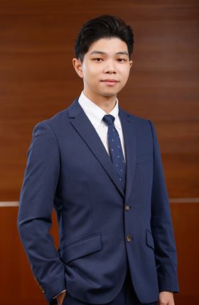 Dr Zheng Yijie