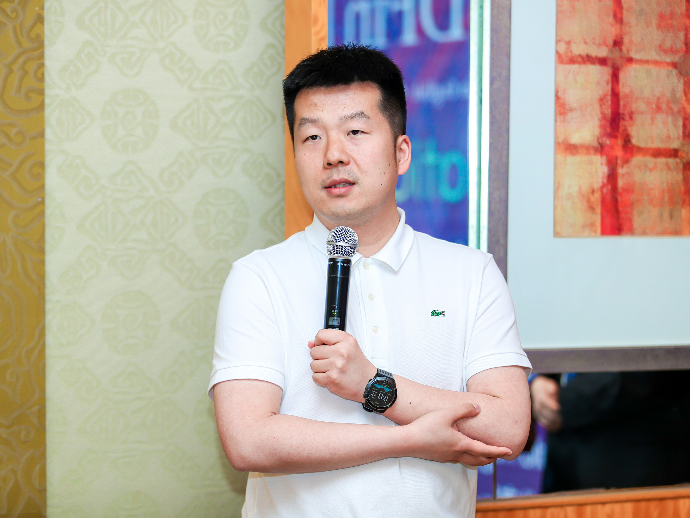 AK7I1343_3357331359-3693734450