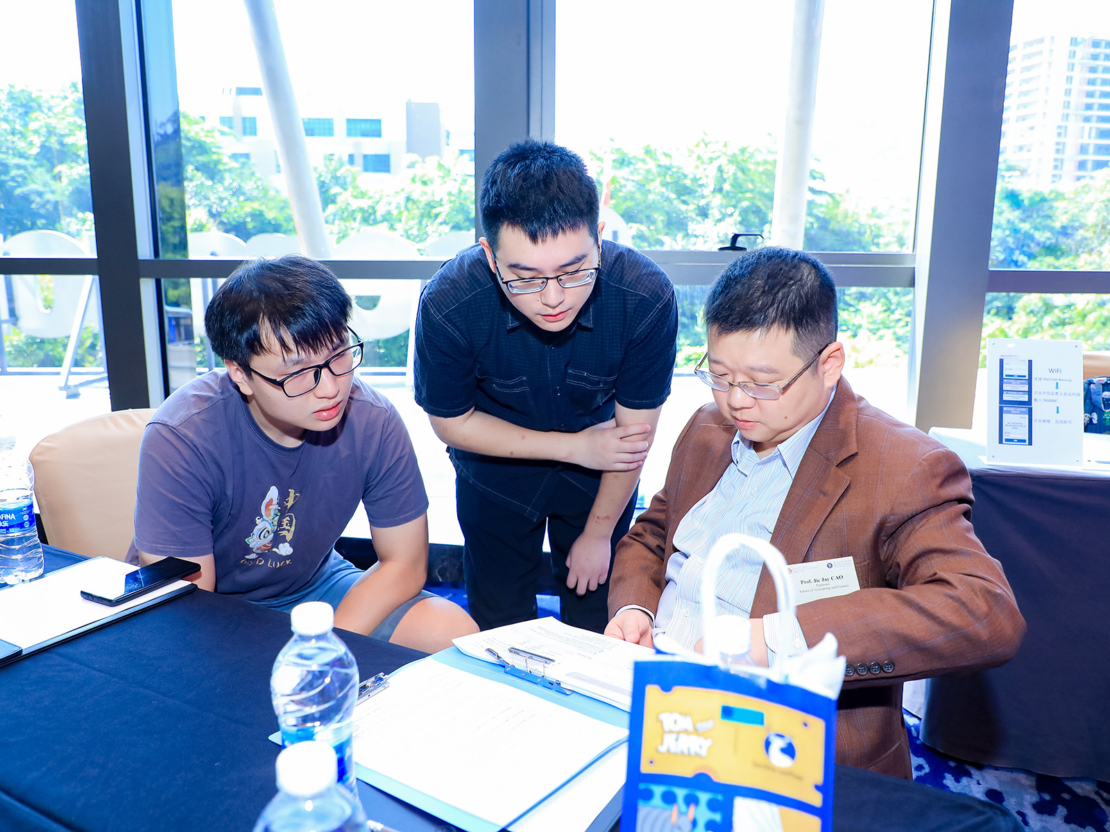 10513866_a4665729348_plx