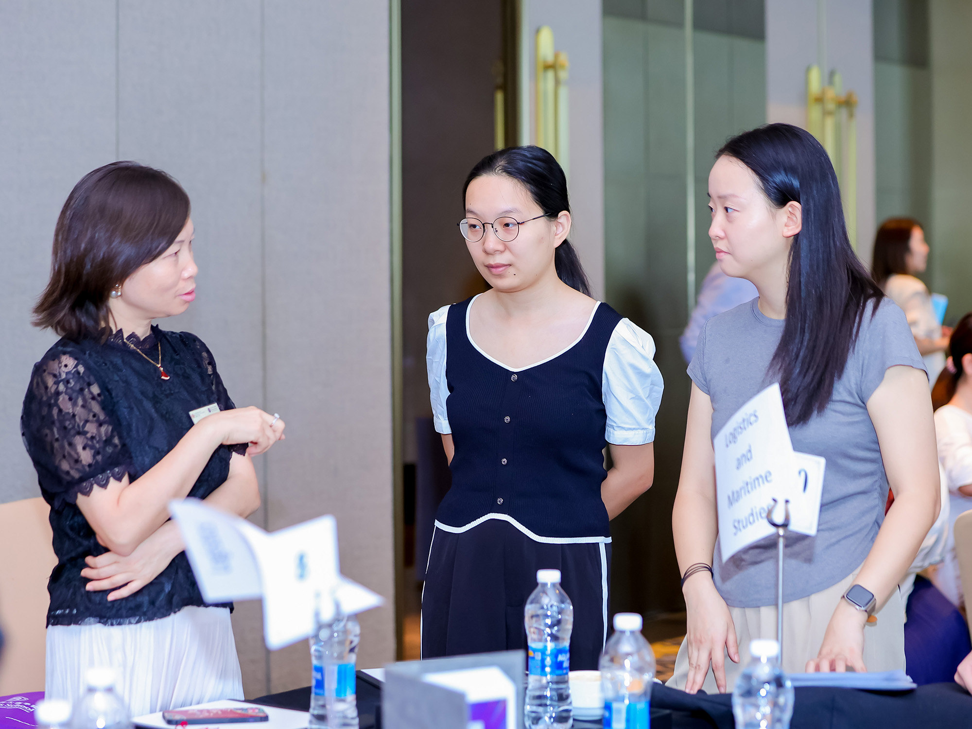 DE9A3435__14897251_a7214173033_plx