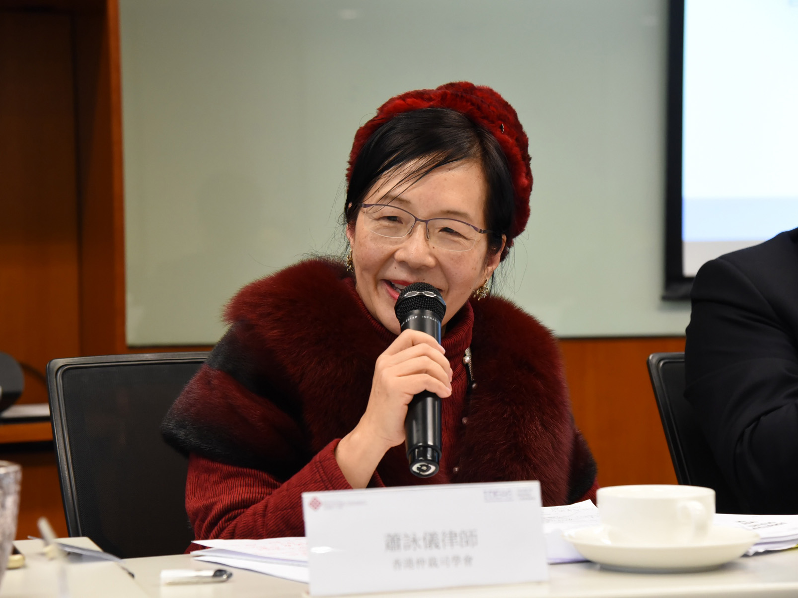 香港仲裁司學會會長 蕭詠儀律師，太平紳士