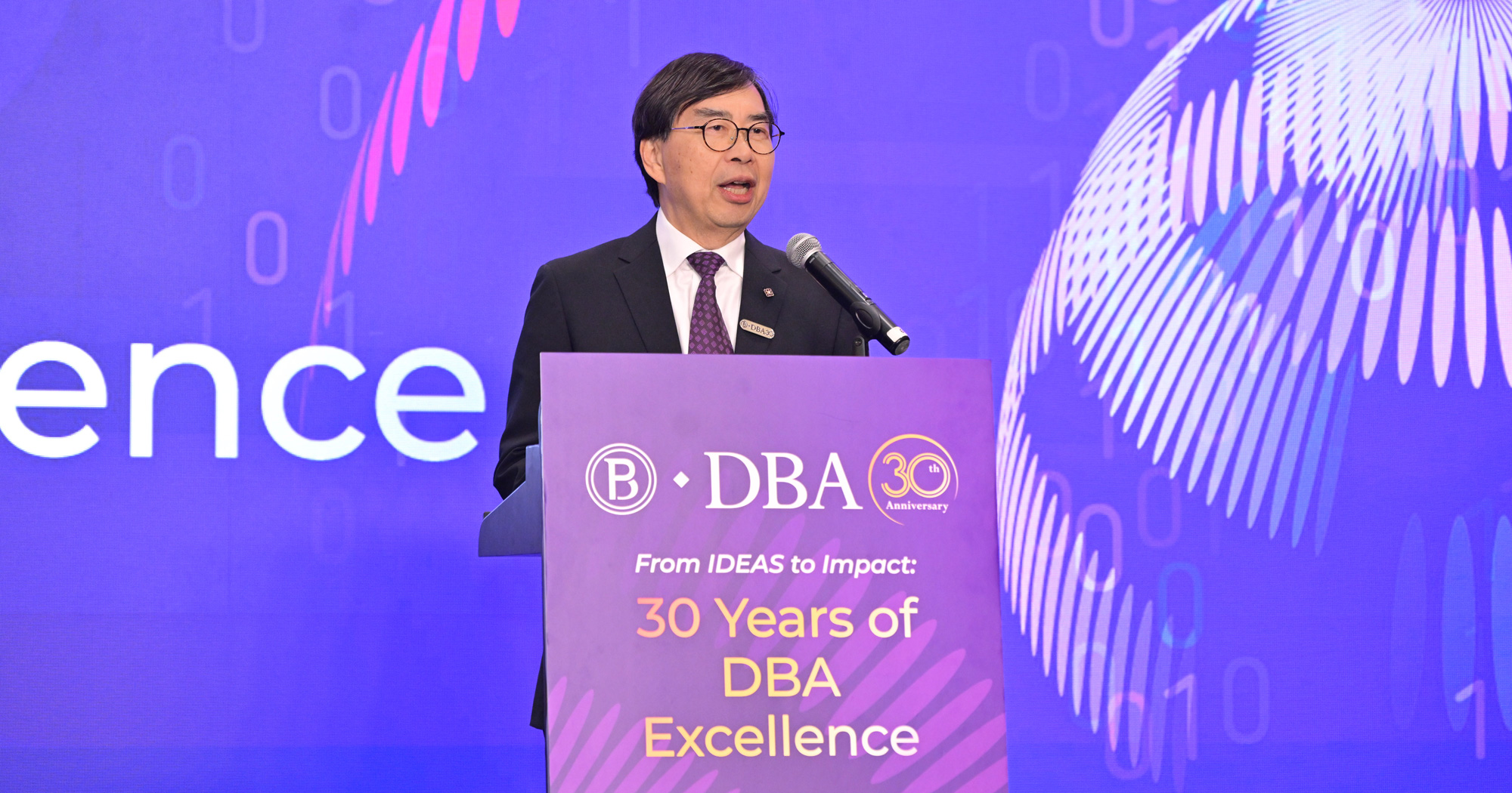 Ir Prof. Edwin CHENG, Dean of PolyU Business School, delivering the congratulatory remarks.