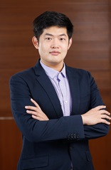 Dr Feng Siyuan