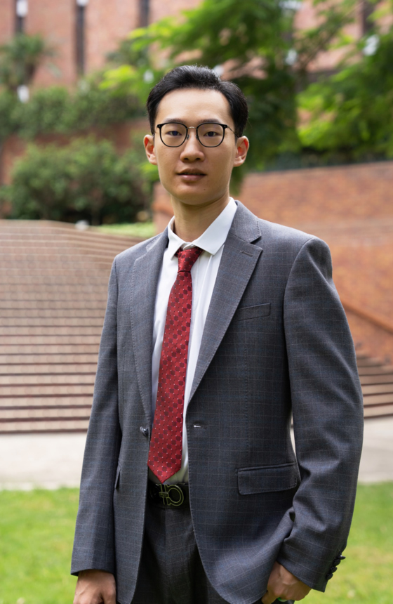 Dr Ouyang Zhiyuan