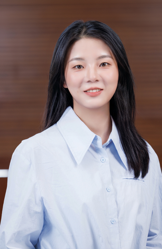 Ms Song Feifei