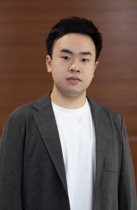 Mr HE Yifei