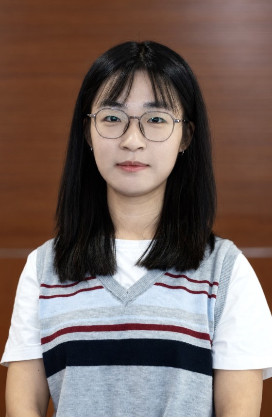 Ms HAN Yuanhang