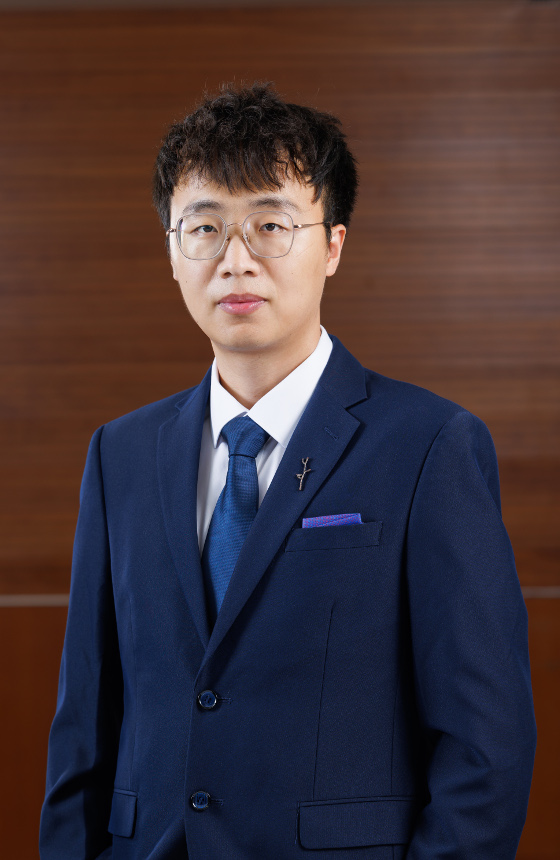 Mr Lu Yuxu