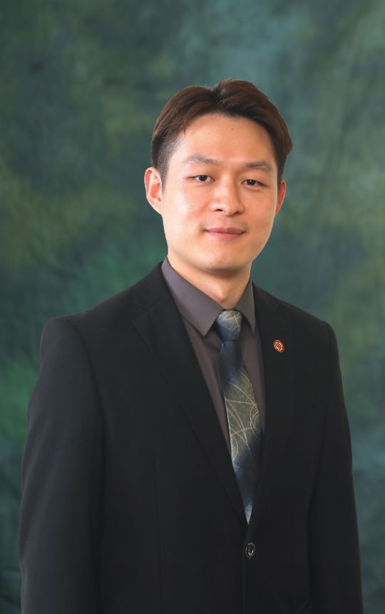 Dr Zhang Min