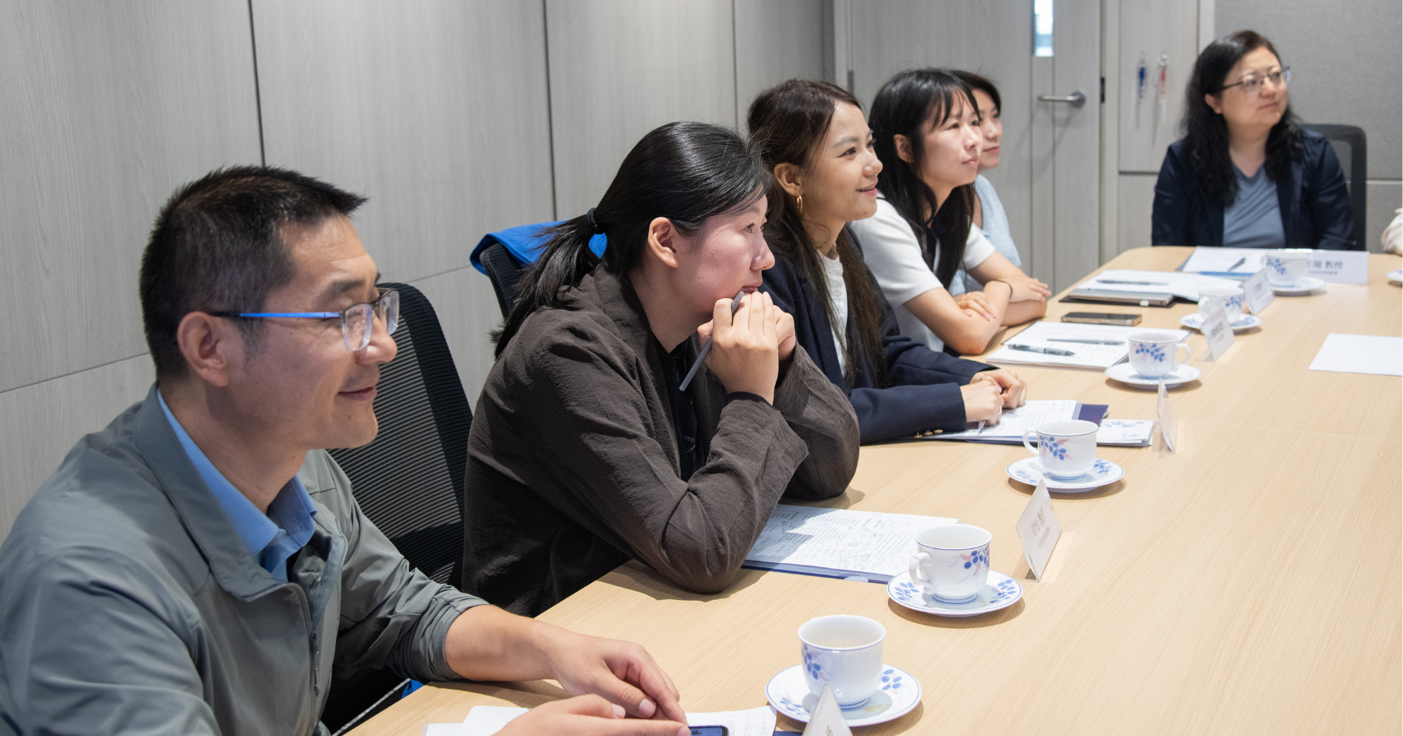 Representatives from PolyU and NWPU engaged in an exchange meeting to discuss future project collaborations and strategic partnerships.