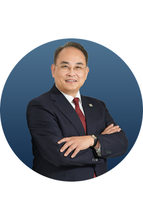 YUEN-Pak-Leung_blue-bkg-circle