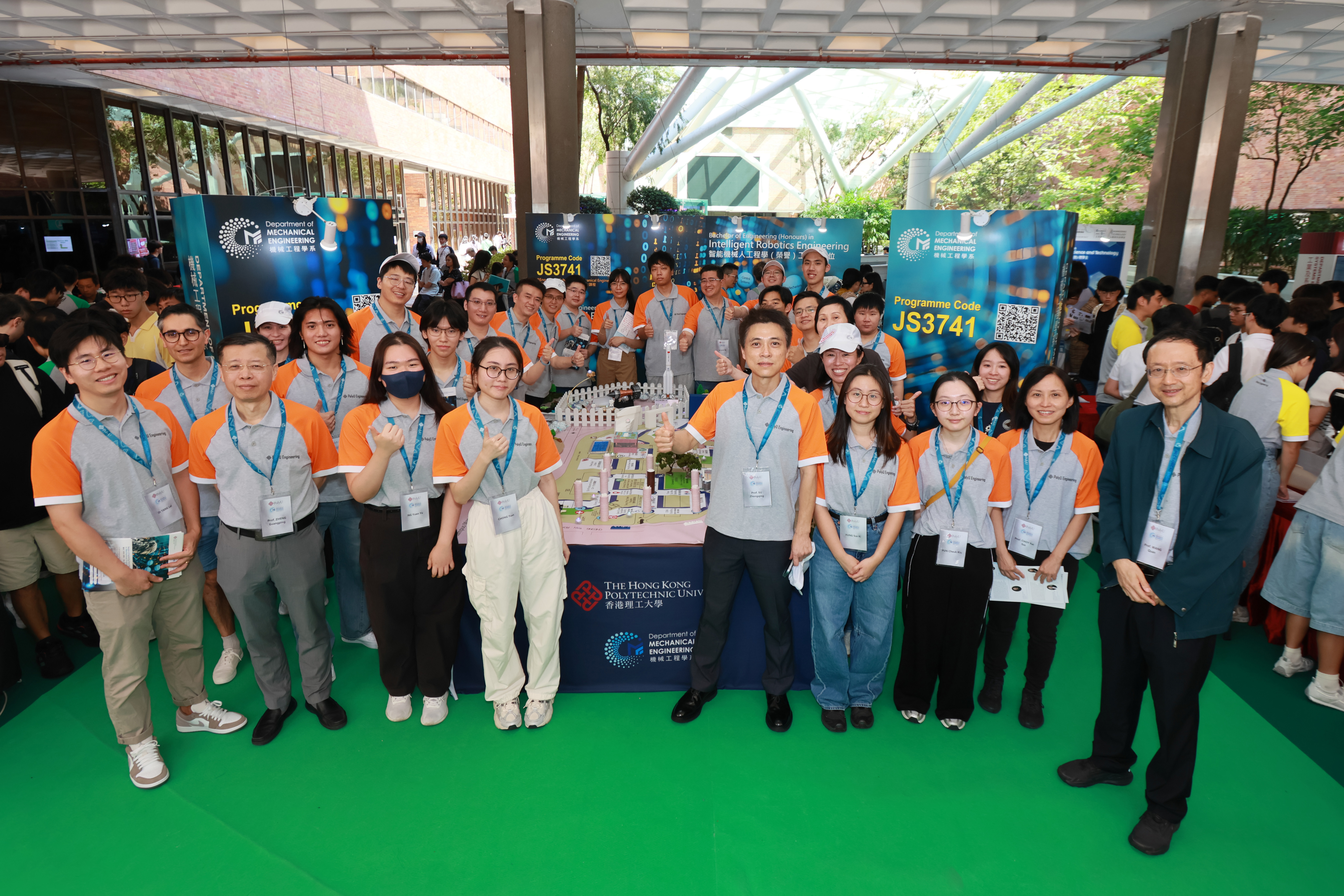 1_DME_0579